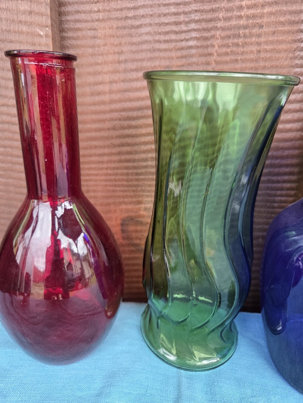 Colored Glass Vintage Vase Bundle - Picture 5 of 7